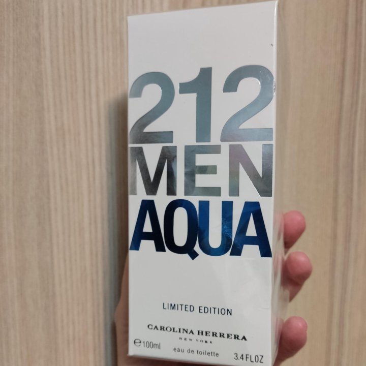 Мужская парфюмерия C.H. 212 MEN Aqua