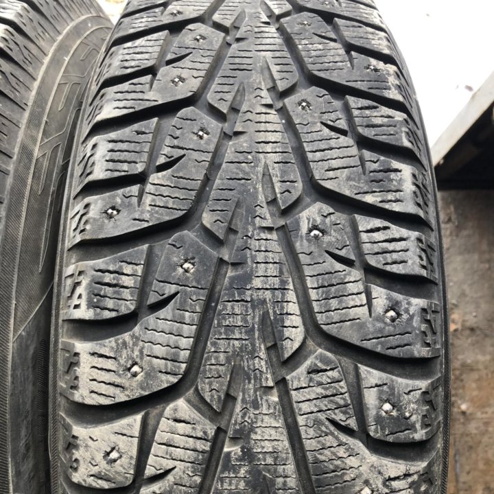 205/65 R15 шины зимние Йокогама 4шт