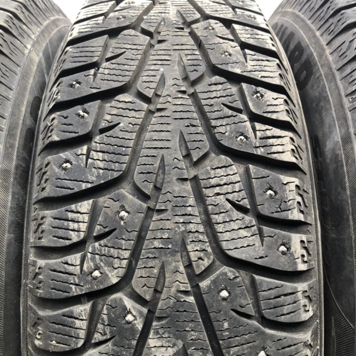 205/65 R15 шины зимние Йокогама 4шт