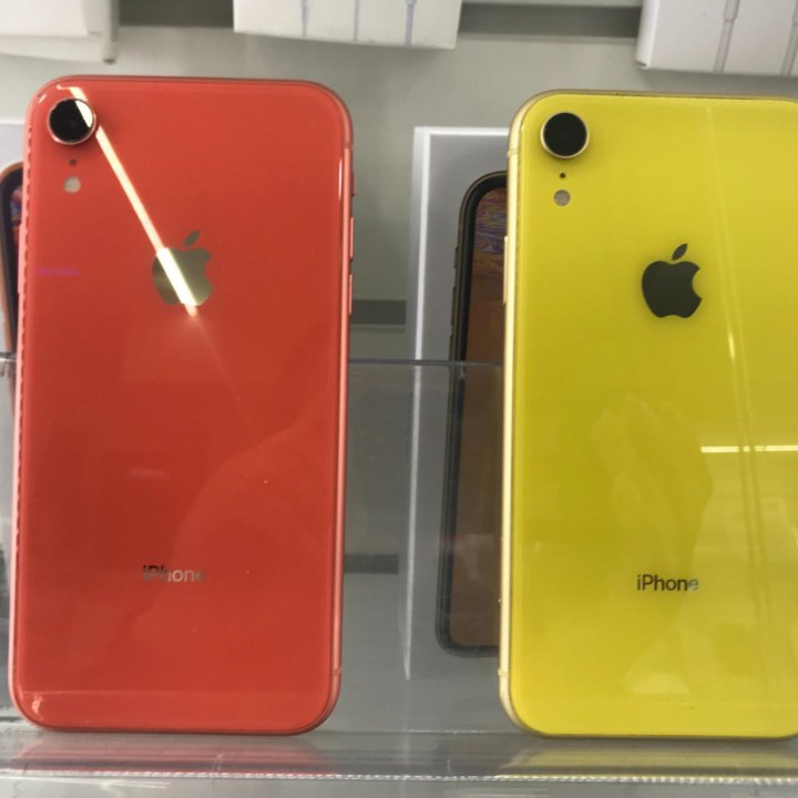 iPhone Xr, 128 ГБ б/у, в идеальном состоянии