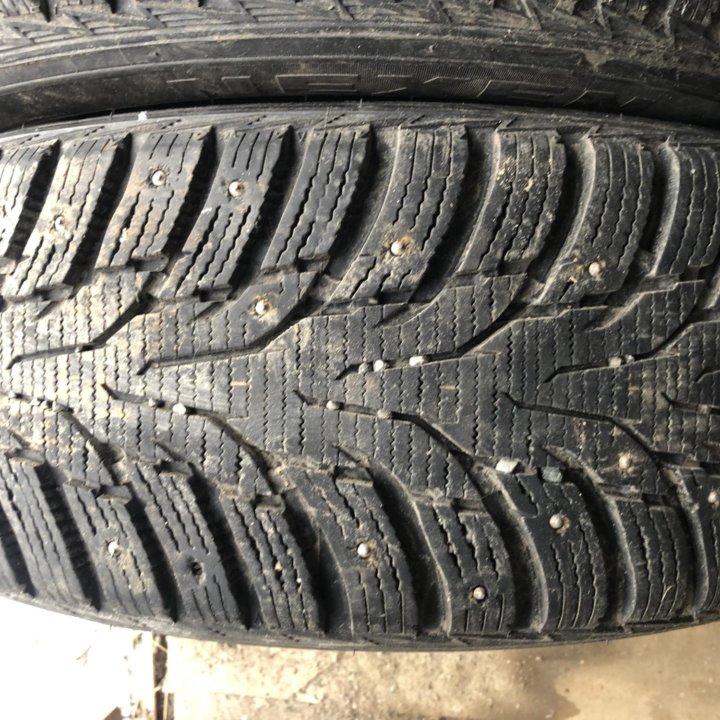 215/55 R17 Nexen Winguard WinSpike WH62 3шт