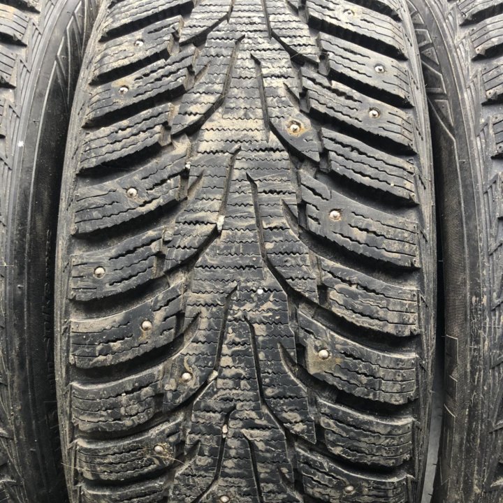 215/55 R17 Nexen Winguard WinSpike WH62 3шт