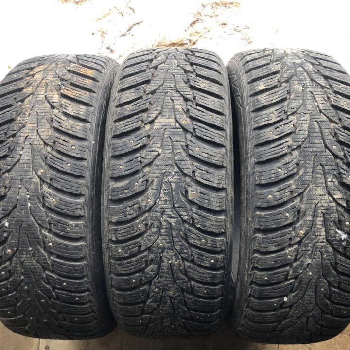 215/55 R17 Nexen Winguard WinSpike WH62 3шт