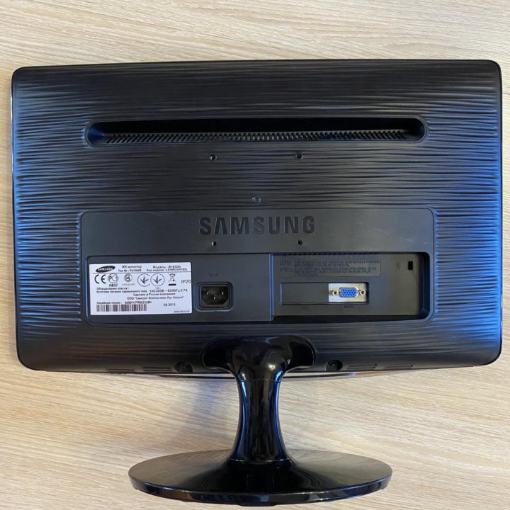 Монитор Samsung SyncMaster B1930N