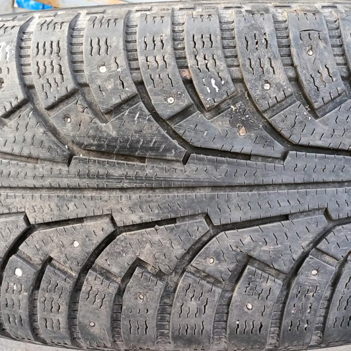 Nokian hakkapelita 5 255/55r19