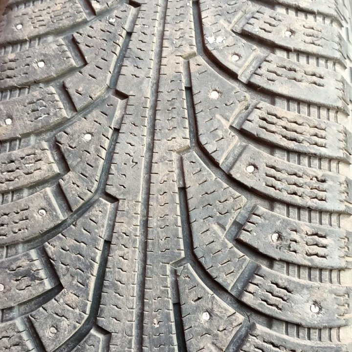 Nokian hakkapelita 5 255/55r19