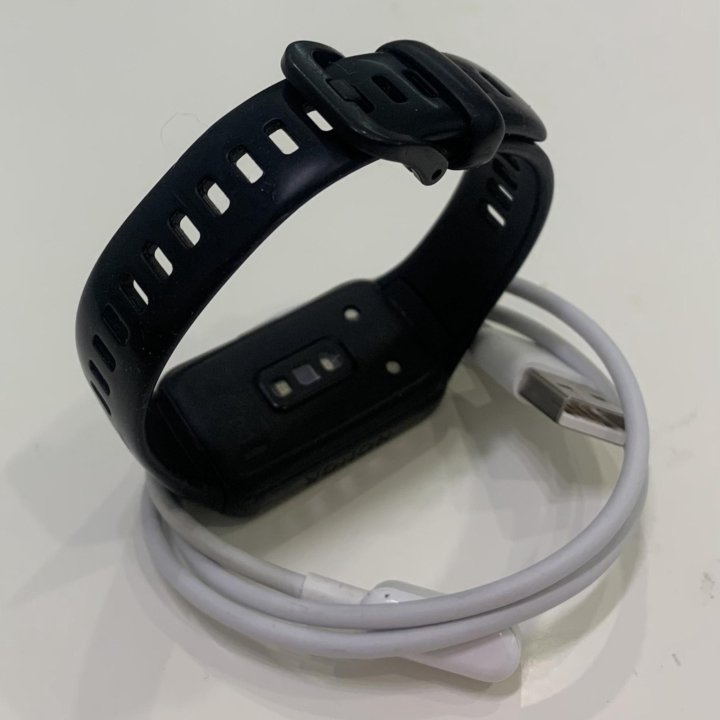 Смарт часы Honor Band 6