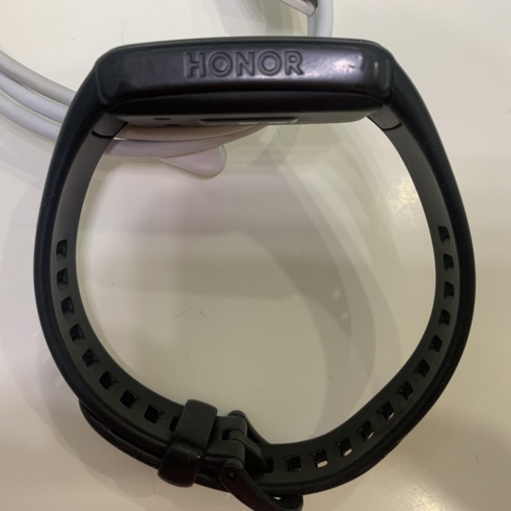 Смарт часы Honor Band 6