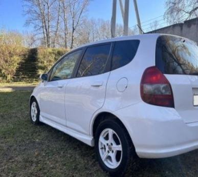 Honda Fit, 2002