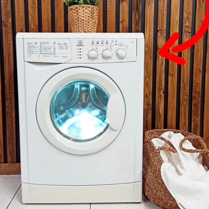 Стиральная машина Indesit! Как новая! Гарантия 1г.