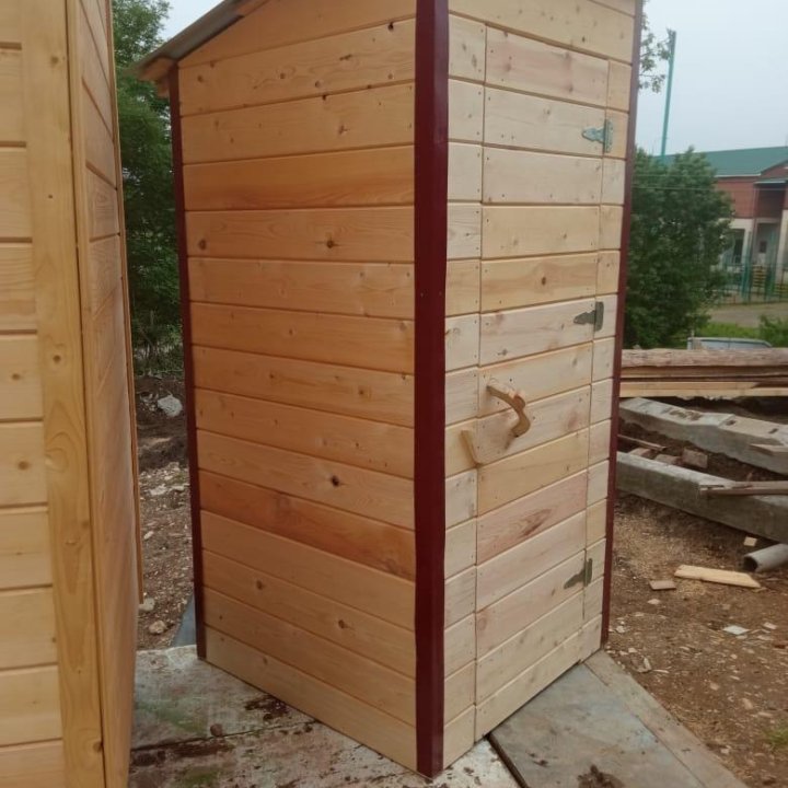 Уличный туалет