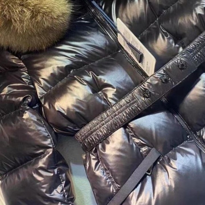 Пуховик moncler новый оригинал