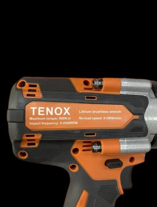 Гайковёрт Tenox 800Н.М.