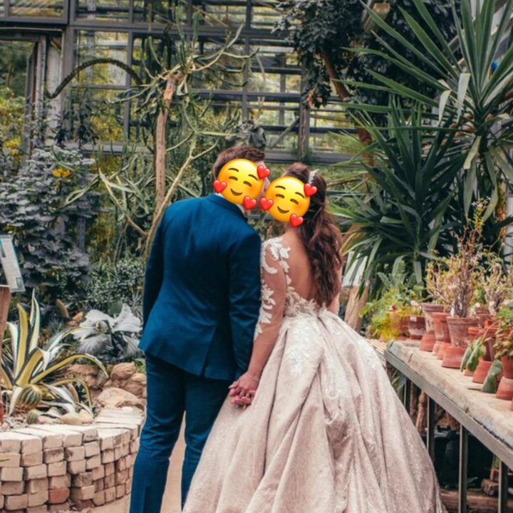 Свадебное платье