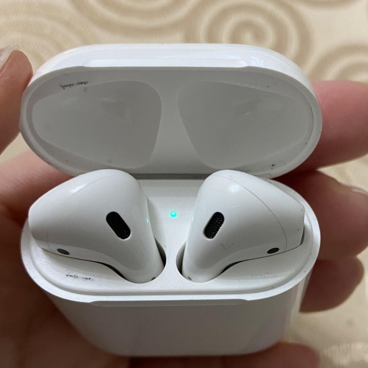 Наушники Apple AirPods 2