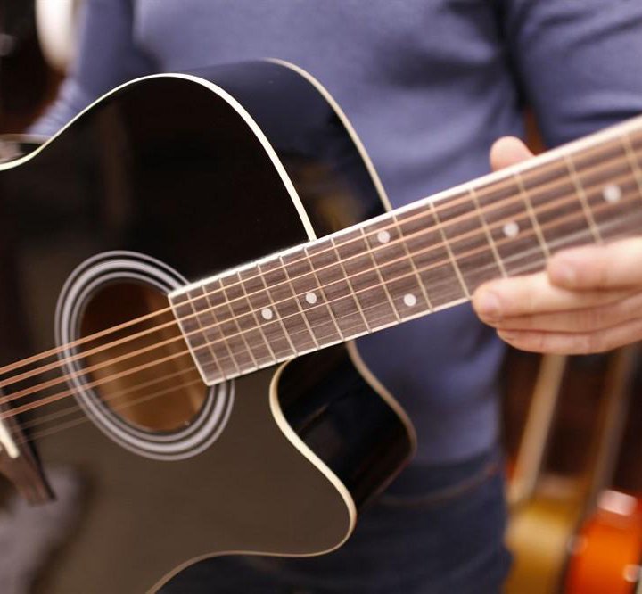 Elitaro E4110 BK - акустическая гитара, чёрная