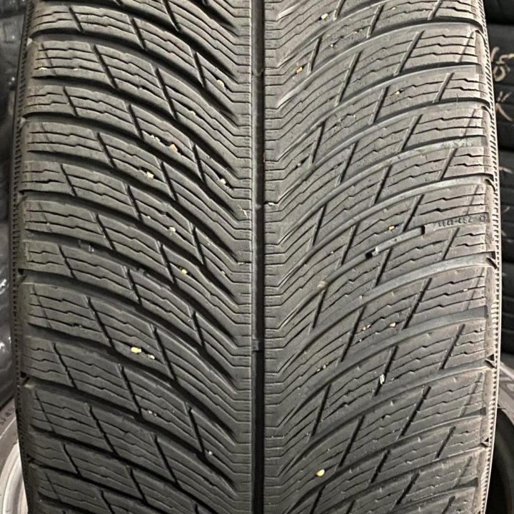 Michelin Pilot Alpine 5 SUV 255/45 R20 x 265/45 20