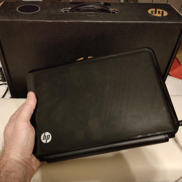 Нетбук HP Mini