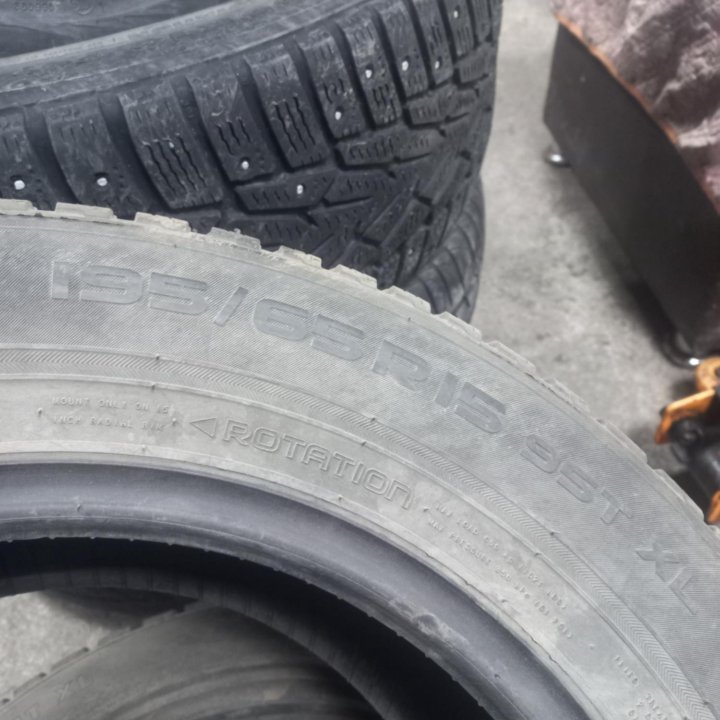 Nokian Hakkapelitta 8; 195/65 R15; 1шт.