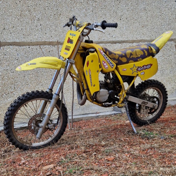 Продам мотоцикл Suzuki RM80