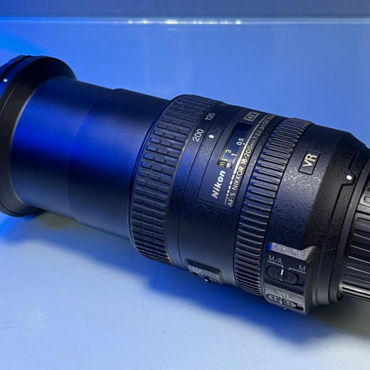 Объектив Nikon 18-200mm f/3.5-5.6G ED VR II