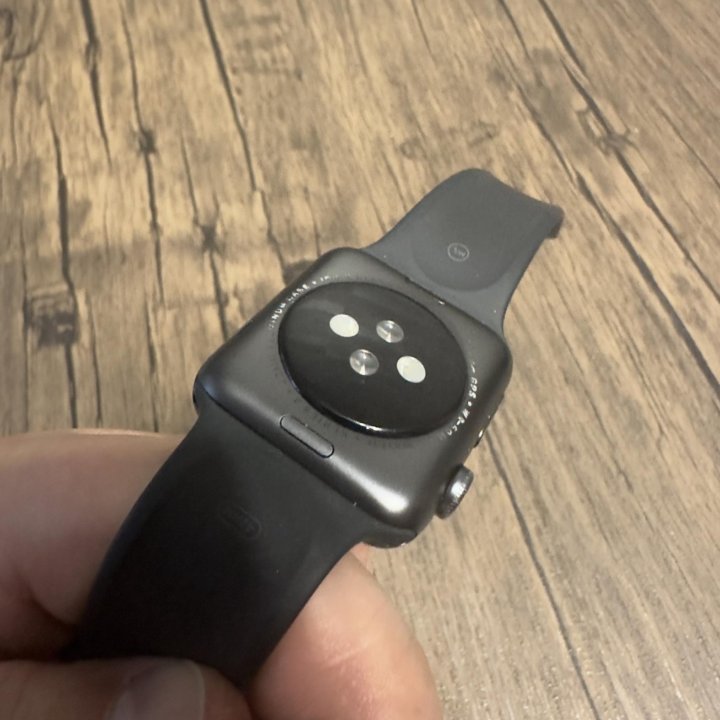 Часы Apple Watch 3 42mm