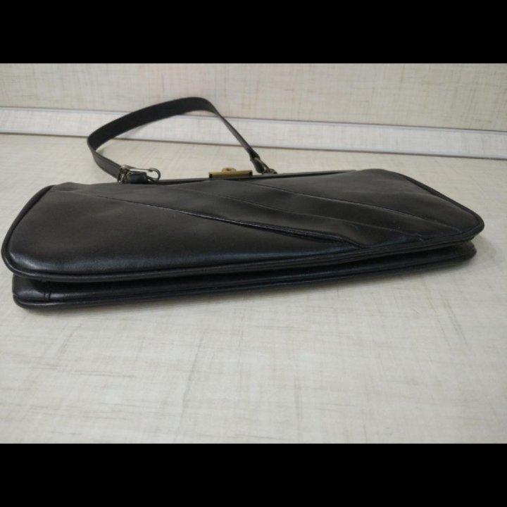 Сумочка ретро кожа