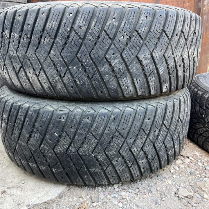 225 60 17 Goodyear UltraGrip Ice Arctic SUV 4x4