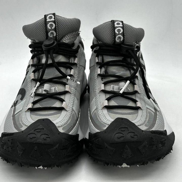 Nike ACG mountain fly