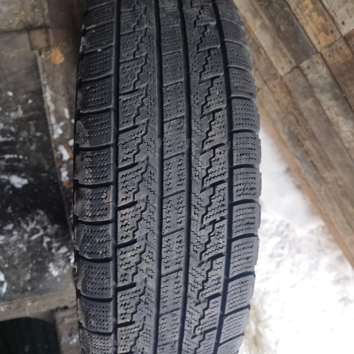 Roadstone (липучка, 1шт.) 185/70 R14