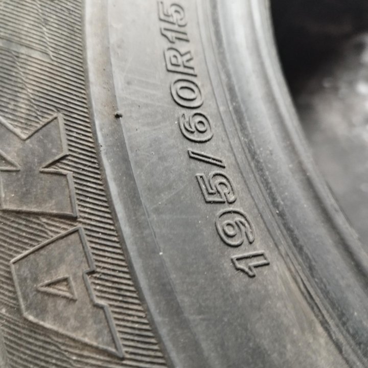 Bridgestone (липучка, 2шт.) 195/60 R15