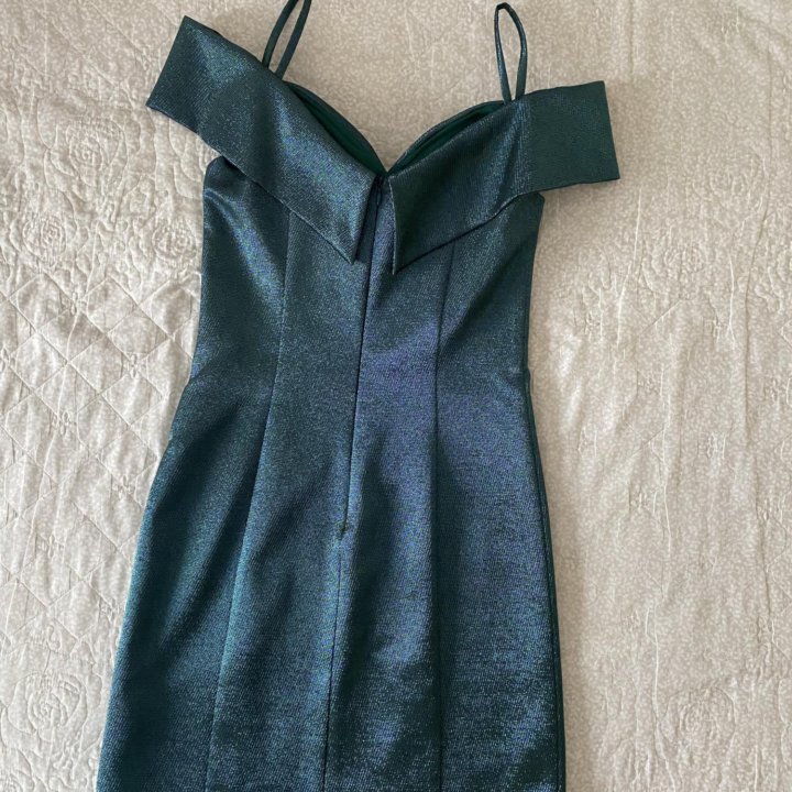 Платье вечернее