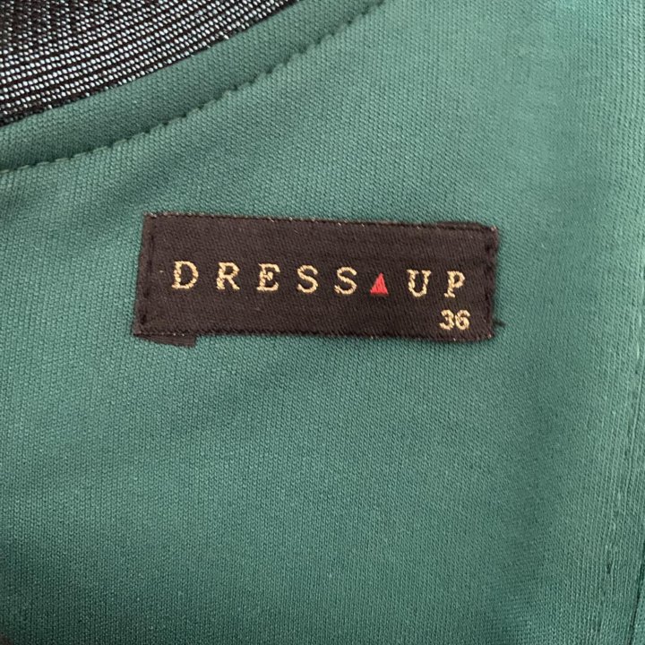 Платье вечернее