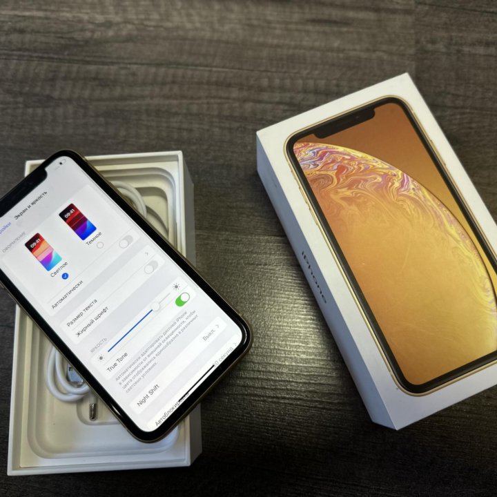 Продам iPhone XR 64Gb Yellow РСТ