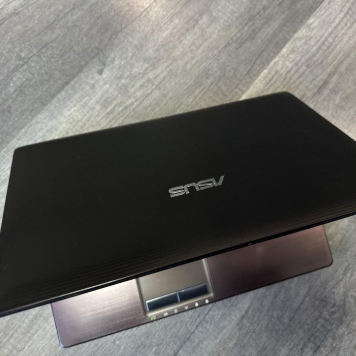 Продам ноутбук Asus K53S i5/8Gb/520GT/SSD