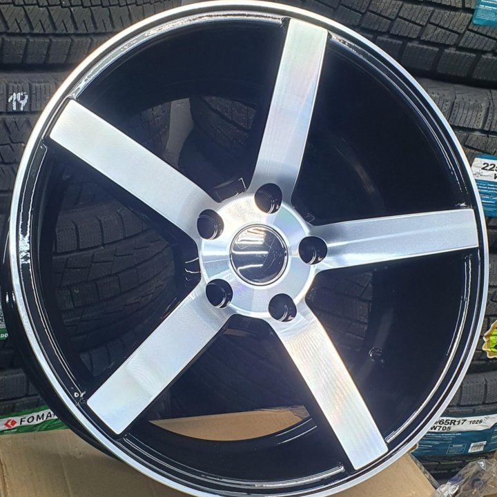 Литые диски NEW!!! Vossen CV3 R-17 (5×114.3) ET 40