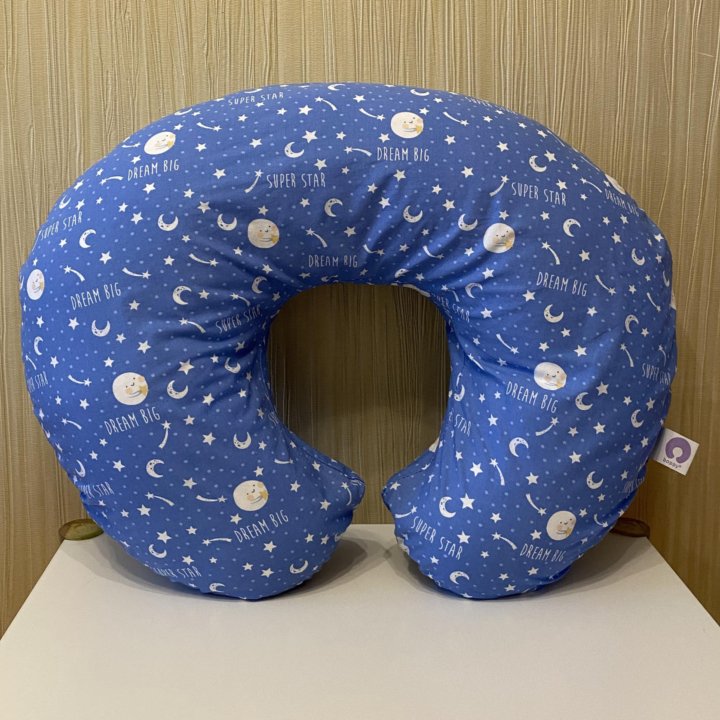 Подушка для кормления Chicco Boppy Moon and Stars