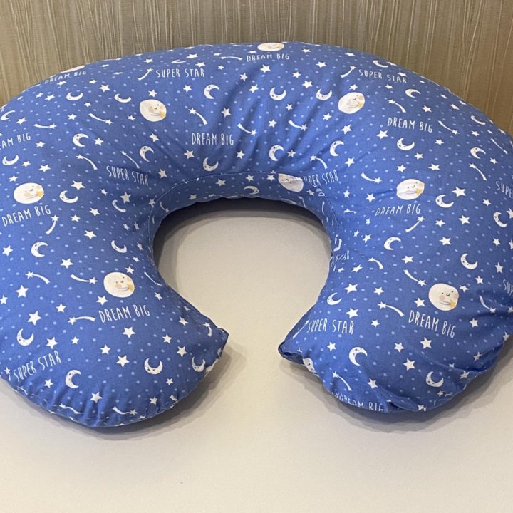 Подушка для кормления Chicco Boppy Moon and Stars