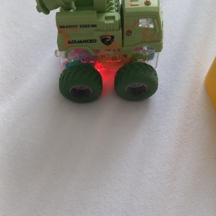 Детская машинка