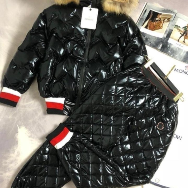 Зимний костюм Moncler