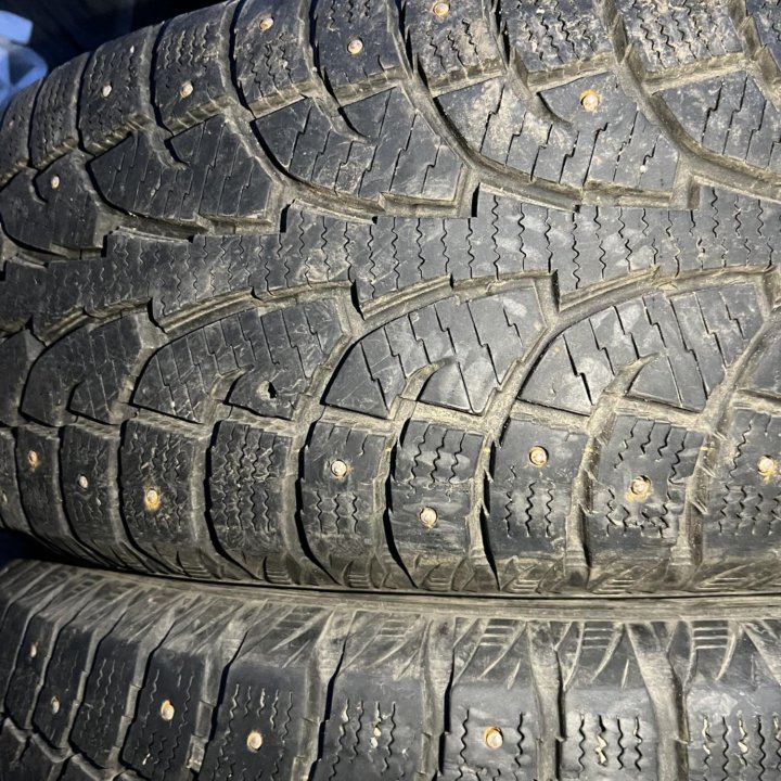 235 60 18 Hankook I Pike RV11 зима шипы 3 шины