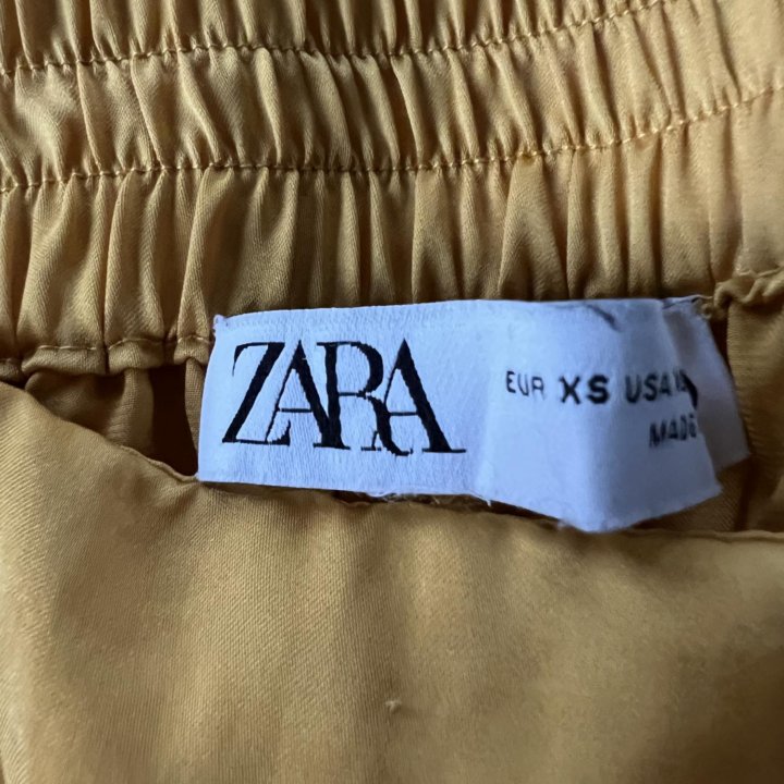 Брюки zara золотые