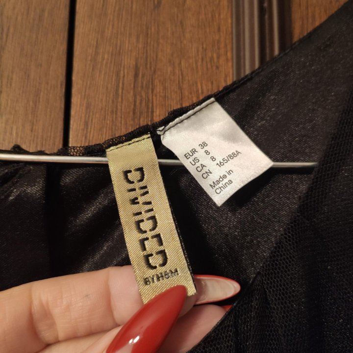 Платье Divided H&M