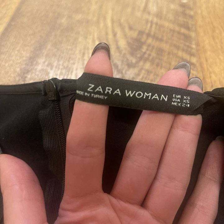 Платье Zara