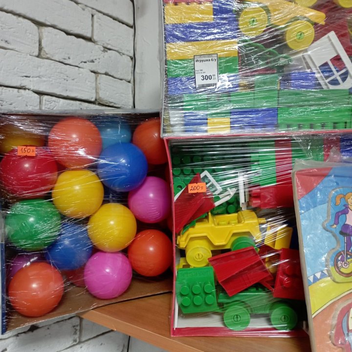 Игрушки в ассортименте