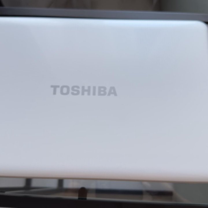 Ноутбук Toshiba Satellite L870D - D3W
