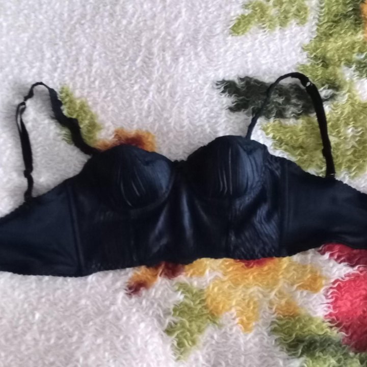 Бюстье,р. 75А,б/у