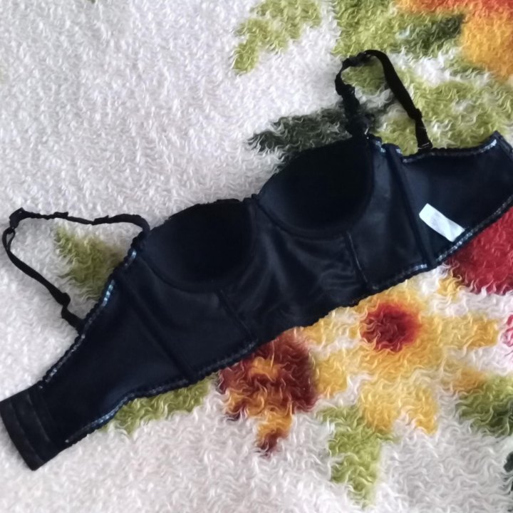 Бюстье,р. 75А,б/у