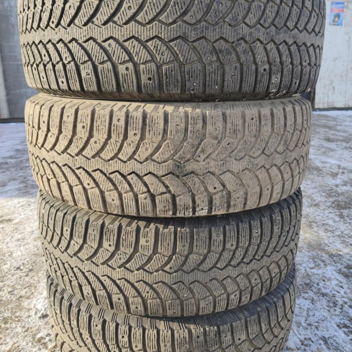 Bridgestone Blizzak Spike-01, 265/70/16 поштучно