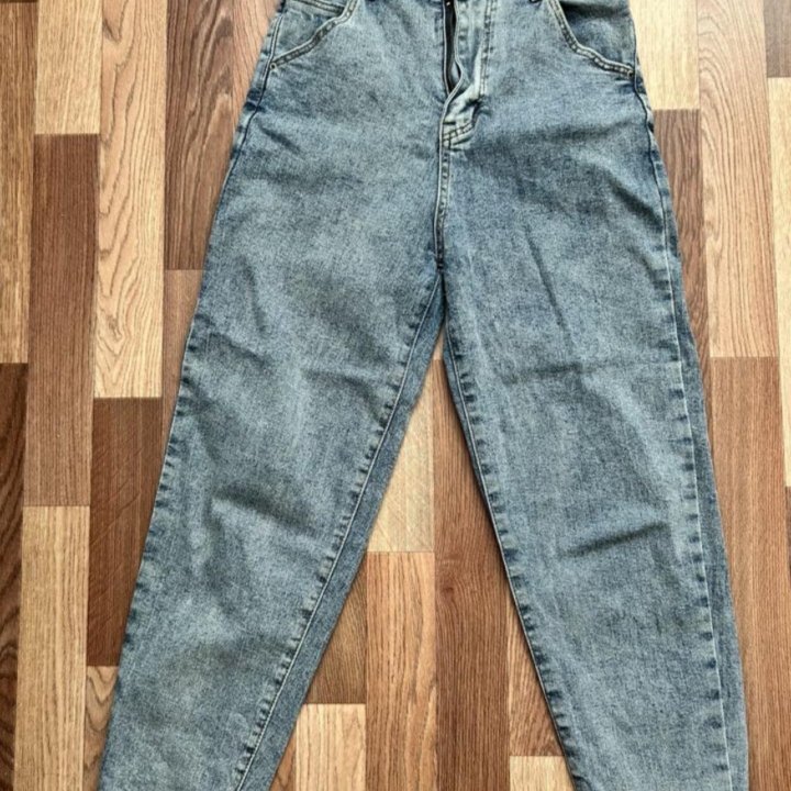 Джинсы женские Denim 28 размер